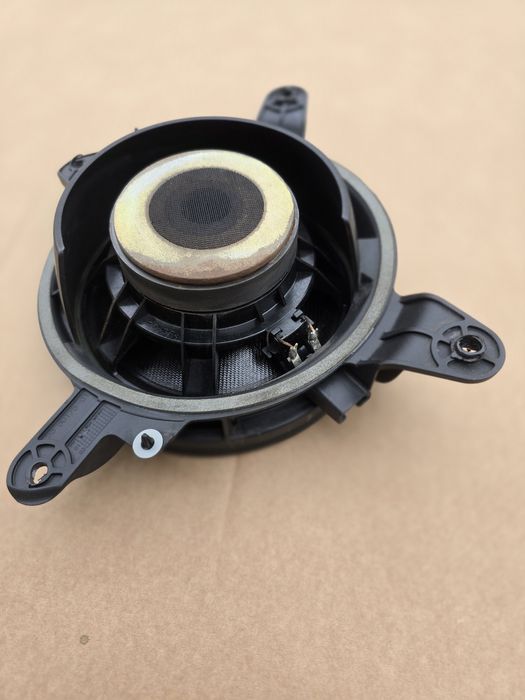 Głośnik Hp Performance Drzwi Lewych Przednich Volvo V70II XC70II S60
