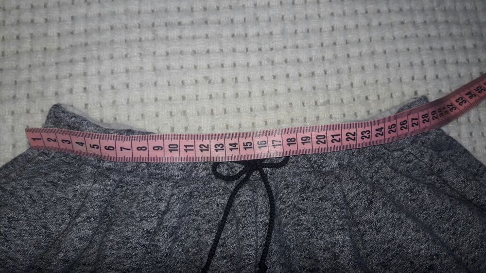 Zara теплая юбка с начесом 8-9 лет подойдет на пышненькую девочку