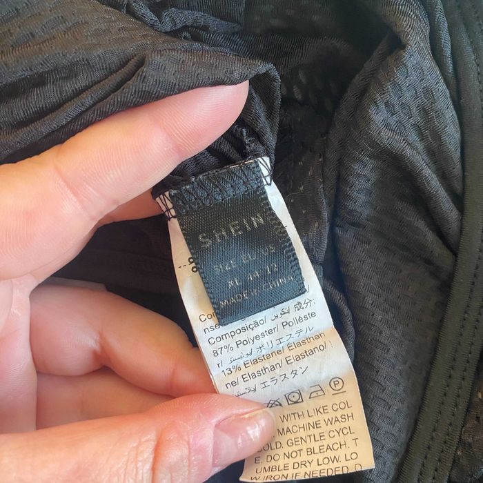 Blusa Preta Desporto