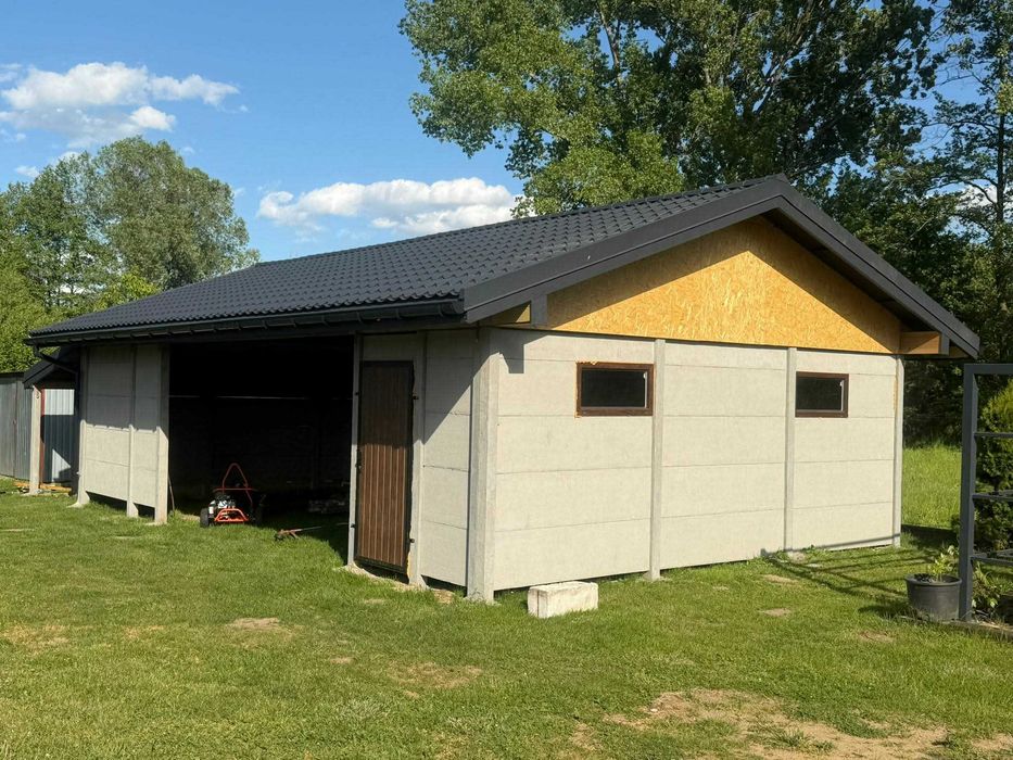 Montaż ogrodzeń betonowych i panelowych, wiat, garaży.