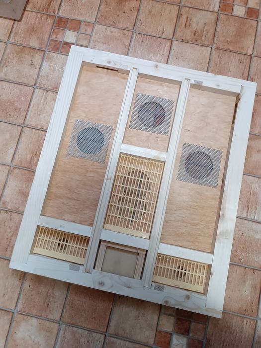 Диафрагма для вывода пчелиных маток