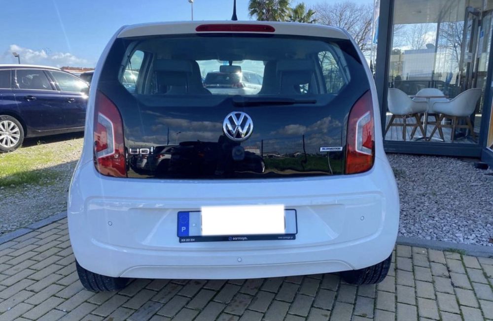 Volkswagen Up! BlueMotion Highline