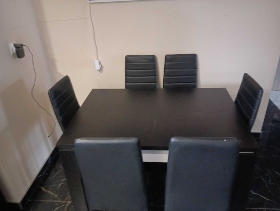 Stól rozkadany plus 6 krzesel