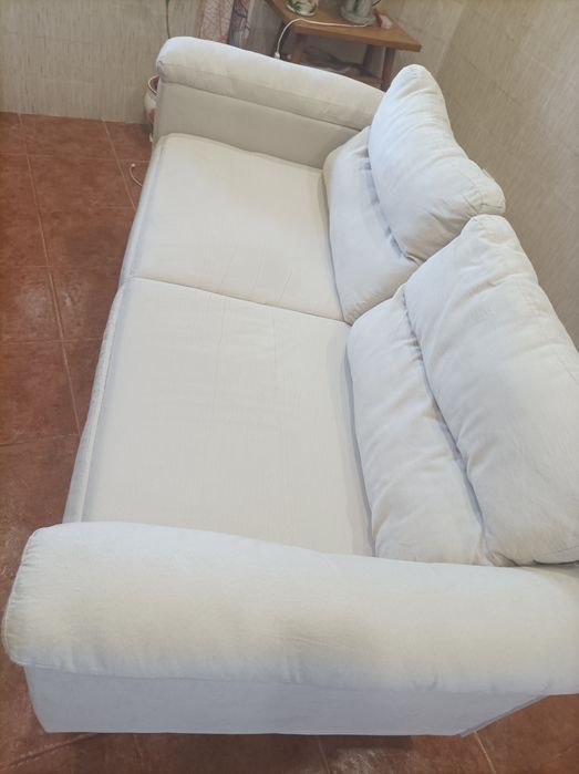 Sofá de 2 lugares como Novo