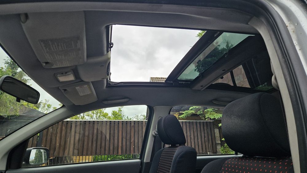 08r DAIHATSU SIRION 1,5 105KM Szyberdach rej w Pl