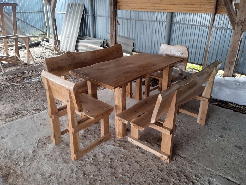 Продам стіл лавки дубові