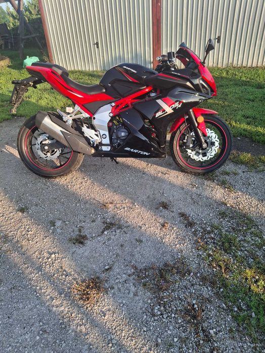 Motor Barton Blade R 125