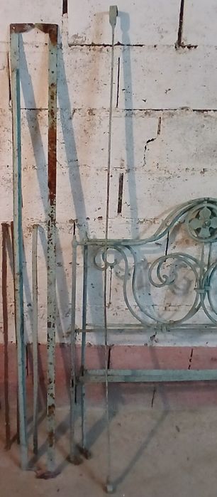 Cama de ferro para restaurar