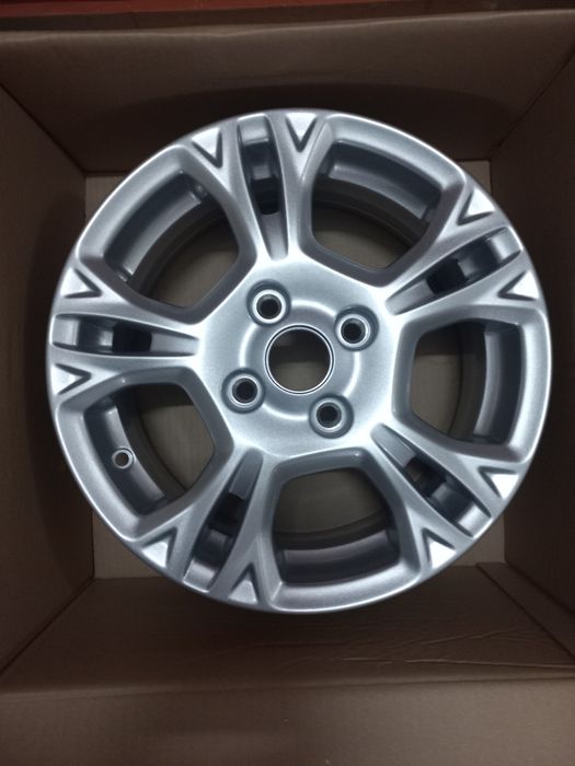 Felga aluminiowa 15 cali Ford Fiesta