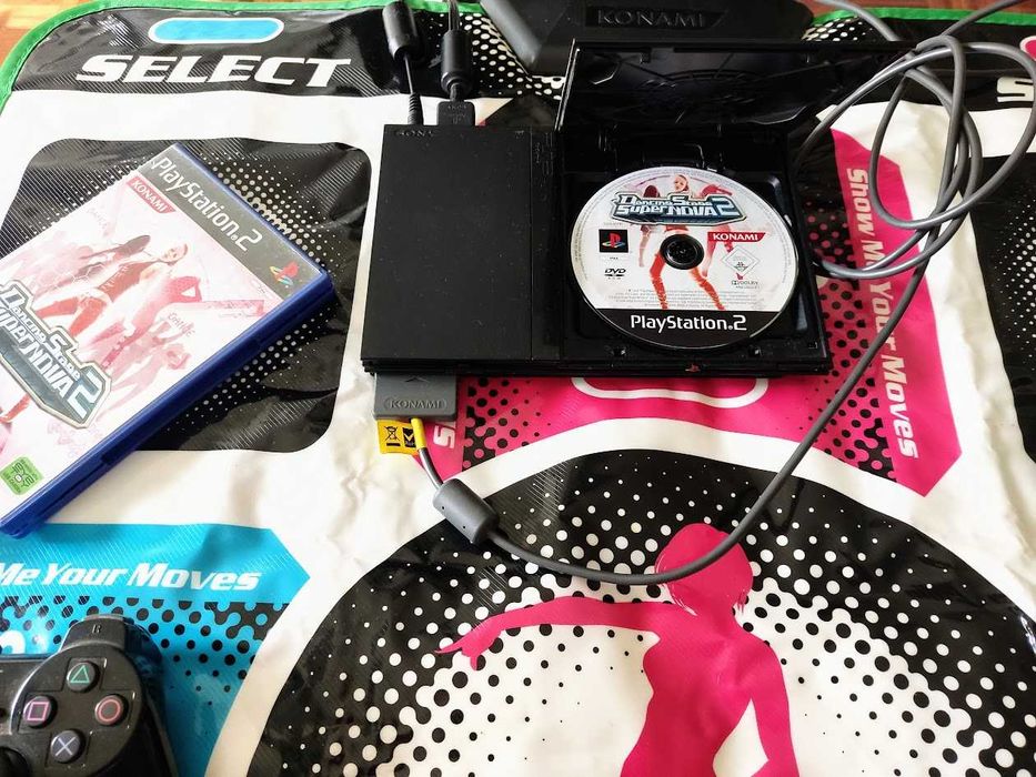 Pack PlayStation 2 jogo Dancing Stage SuperNova 2 + palco de dança