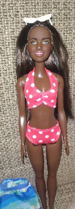 Barbie morena Mattel