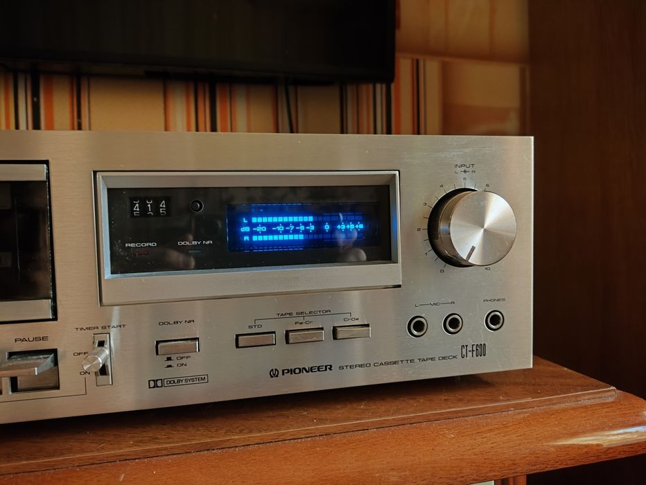 Pioneer CT-F600 , Blue Line