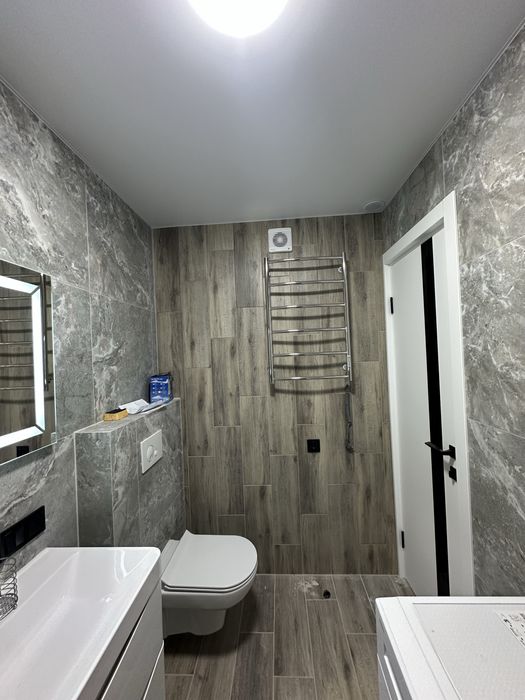 **Перша Оренда!ЦЕНТР! Неймовірно Гарна Студія + Кімната