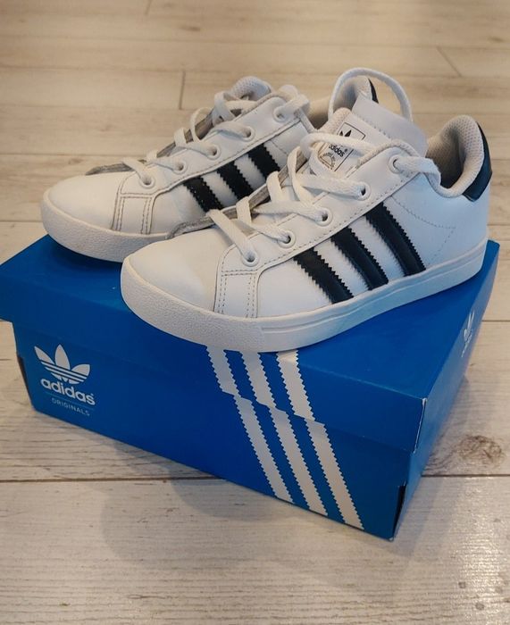 Buty adidas rozmiar 30 jak nowe
