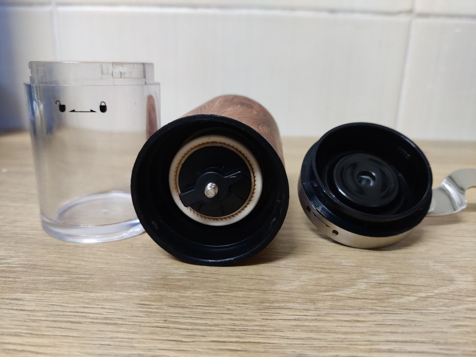 Moinho manual de café Capy Brew