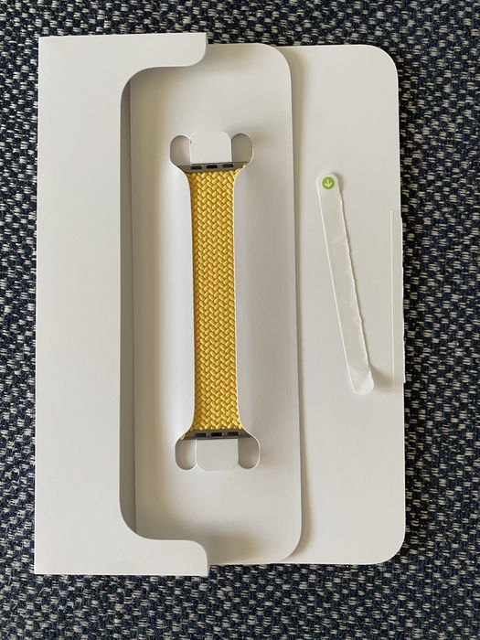 Apple opaska pleciona solo roz. 2