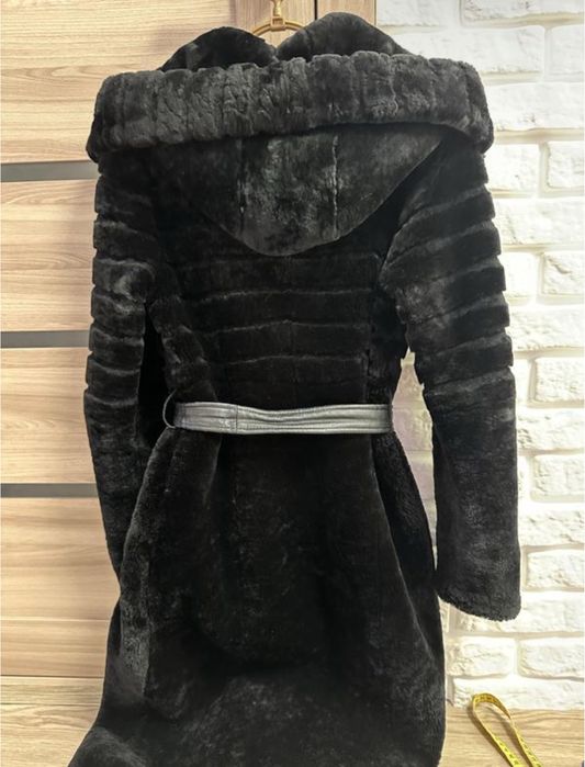 Продам натуральну шубу з мутон xs-s