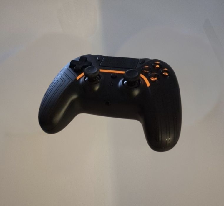 Pad PC/ PS4 Deltaco Gaming- jak nowy!