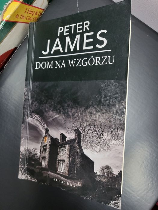 Peter James Dom na wzgórzu
