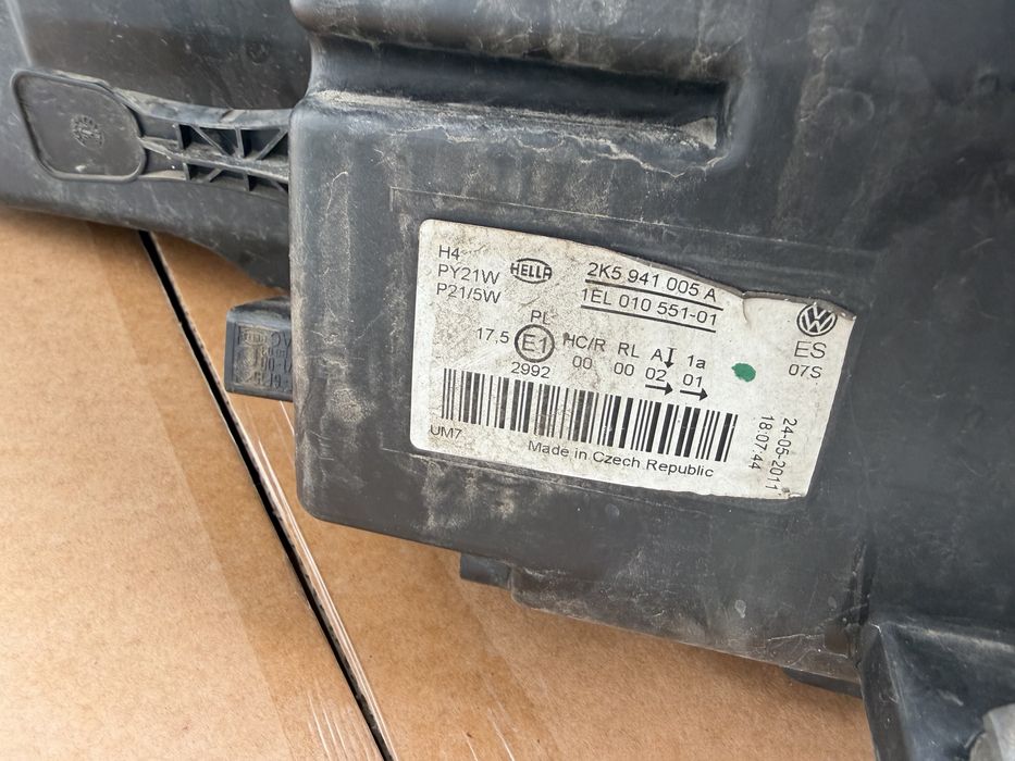 Фари передні LED VW Caddy/Touran 2011-2015