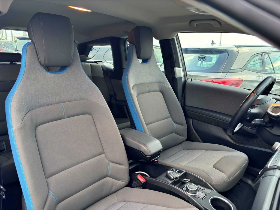 BMW i3  120Ah
53 200 km  Outubro · 2021 · IVA Discriminado