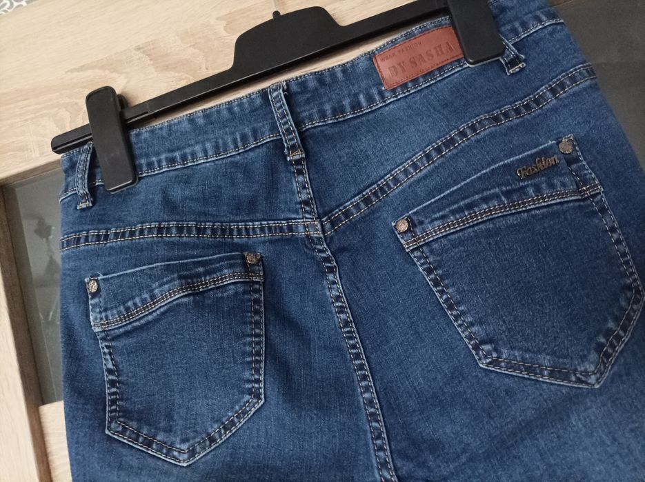 Spodnie jeansowe granat L