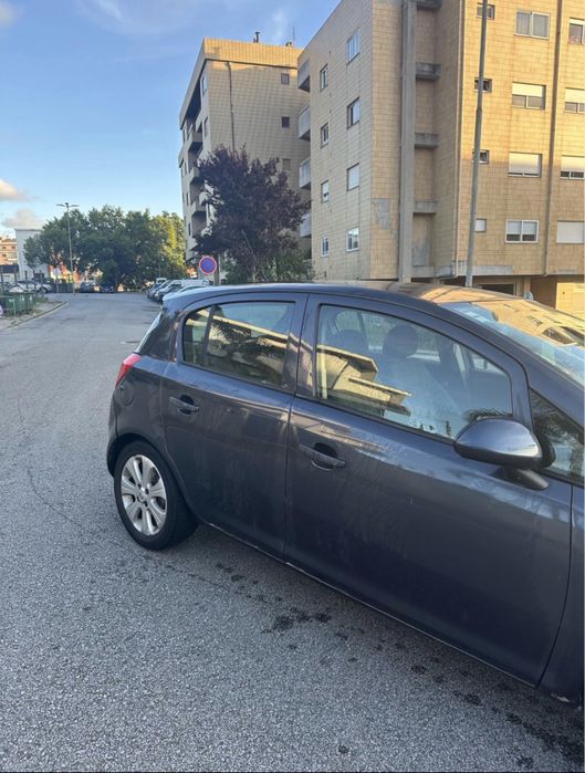 Opel Corsa 1.3 CDTI 2008 — apenas 143 mil km!!