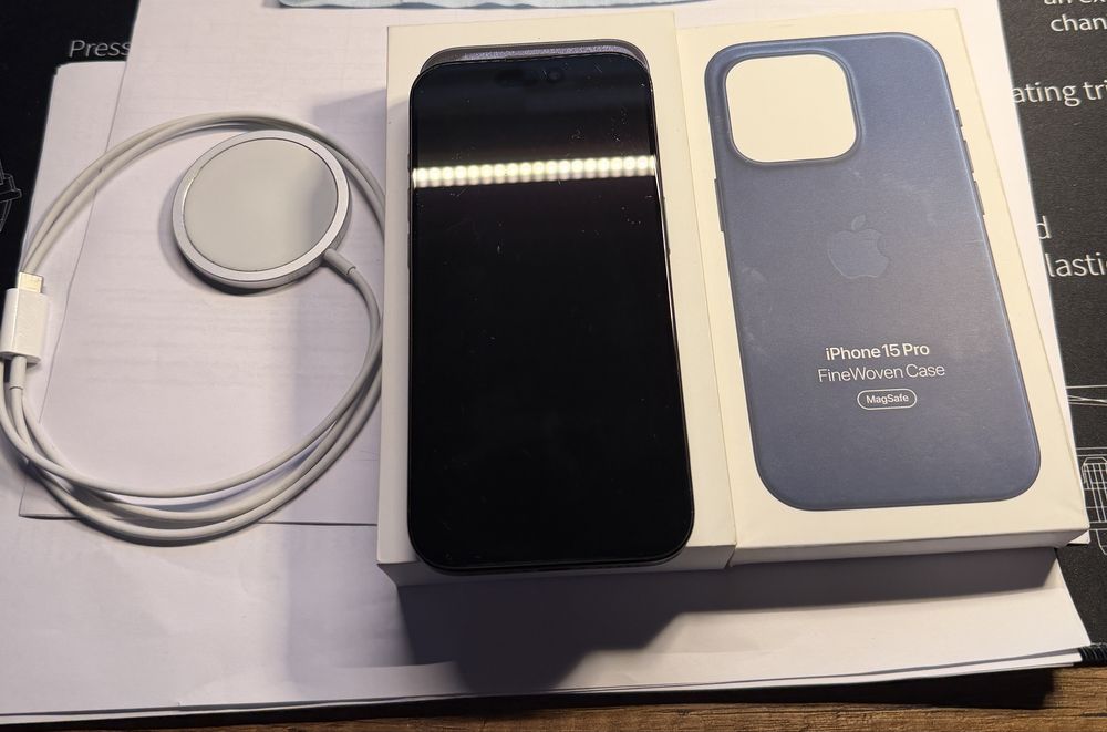 iPhone 15 pro 256gb Blue Titanium