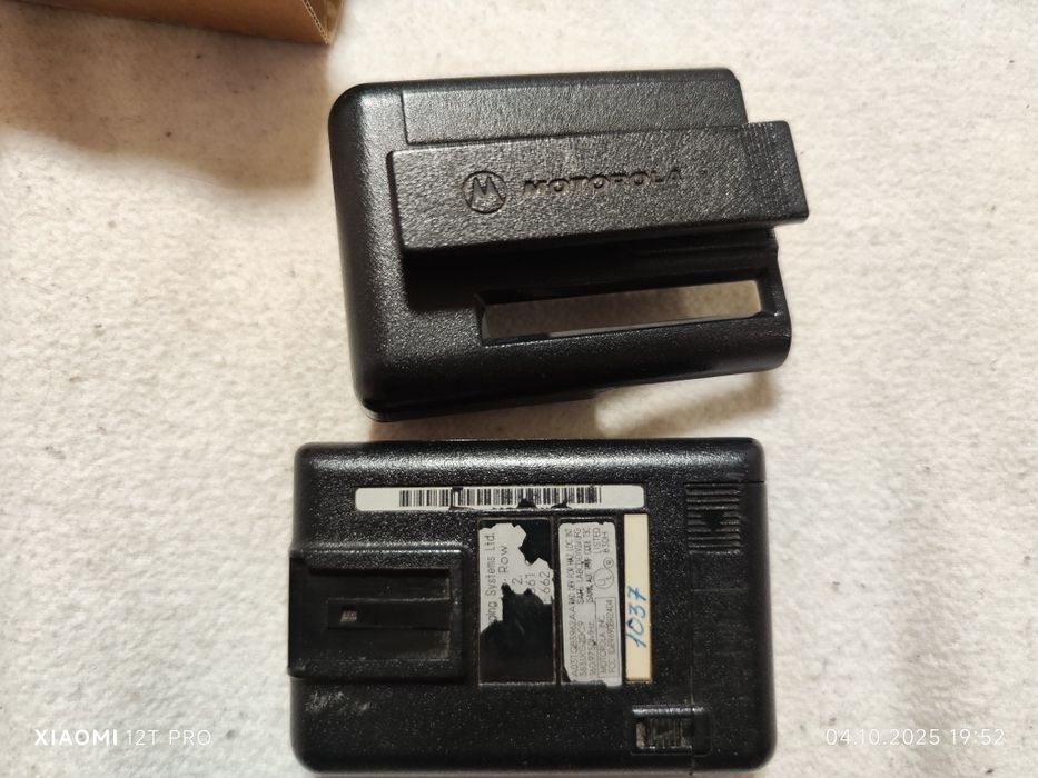 Продам пейджер Motorola