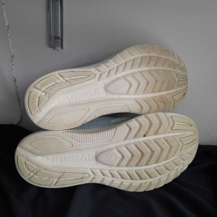 Saucony Kinvara 10 buty do biegania damskie r. 40,5