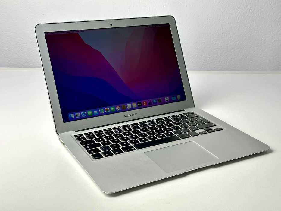 MacBook Air 13” Early 2015 | i5 | SSD 256 GB | macOS Monterey
