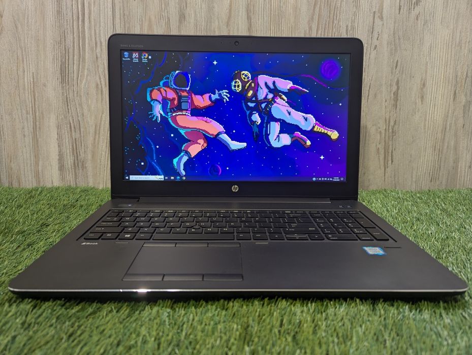 HP zbook 15 g4 / i7-7700HQ/ Nvidia M1200 4gb / 16 gb ram/ 512 SSD/ ful
