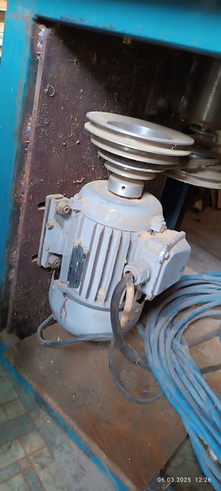 Станок  деревообрабатывающий, фрезерный