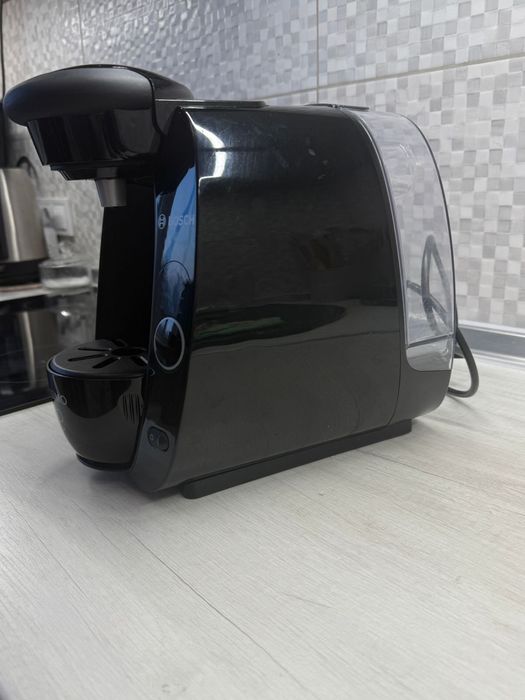 Капсульна кавоварка Bosh Tassimo