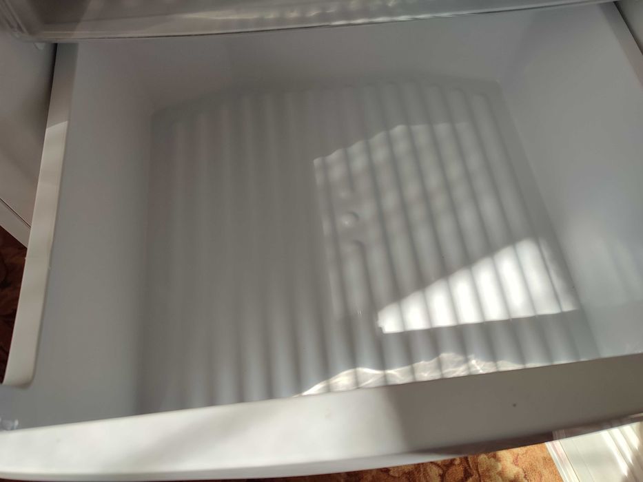 Холодильник Samsung rl28fbsw