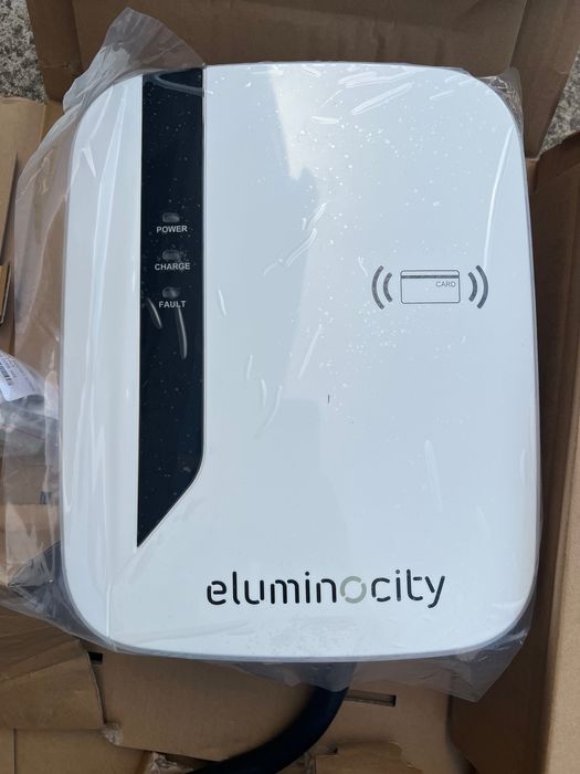 Зарядна станція Eluminocity 32A type 1 RFID card