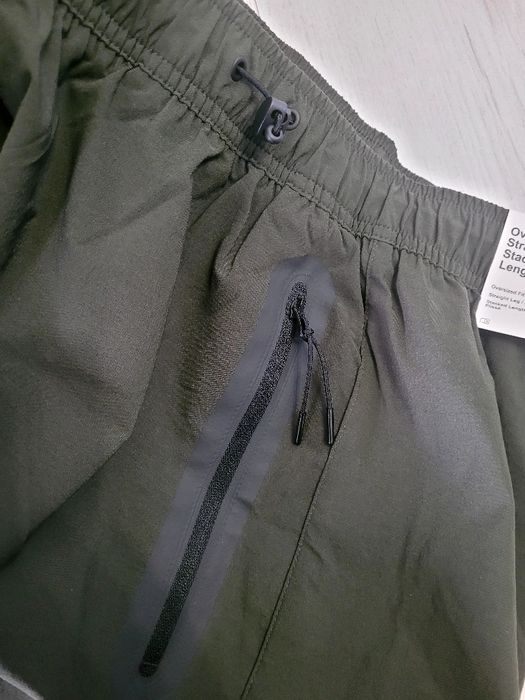 Штани NIKE Sportswear Tech Woven нові original