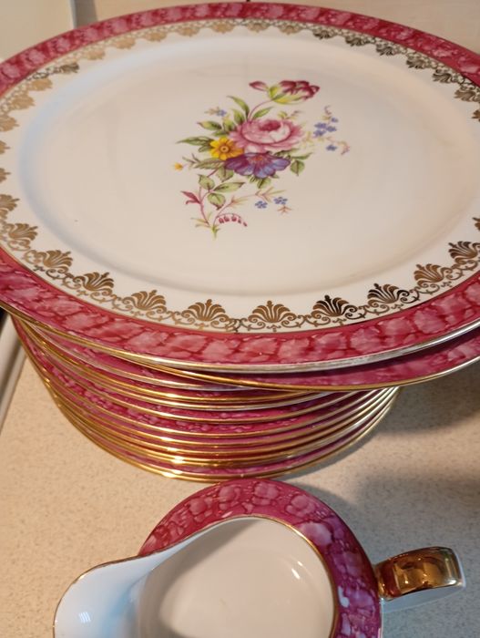 Sprzedam porcelana,,  "Chodzież "