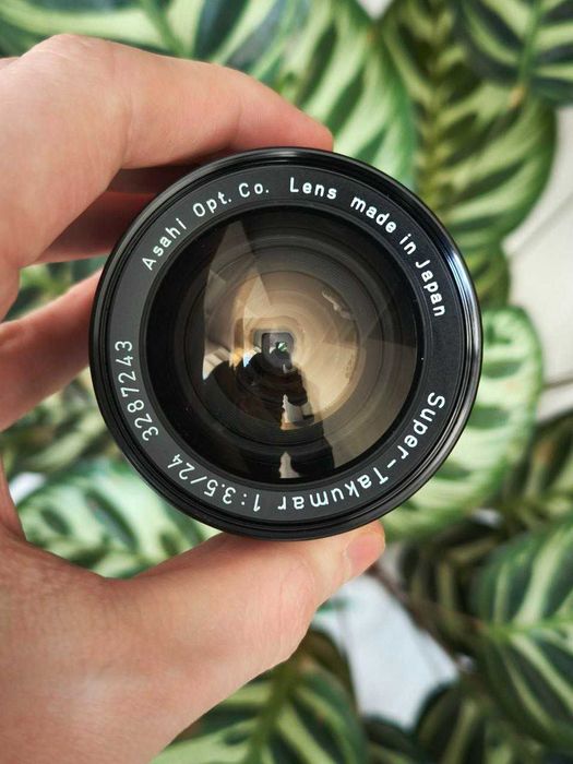 Super Takumar 24mm f/3.5