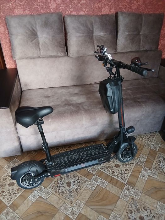 Продам електро самокат Crosser T4 чорний із сидінням