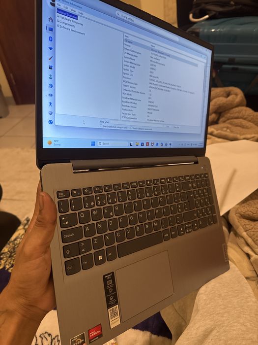 grantia i dont have nothing no box no nothng just charjer and laptop