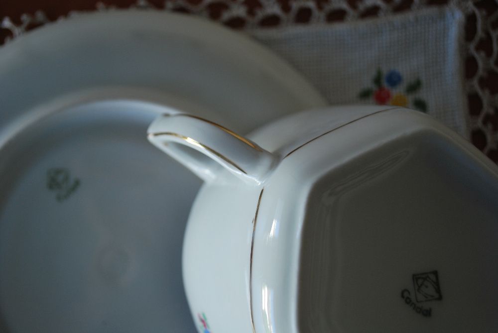 Chávena e Pires Porcelana Antigos Electro Cerâmica do Candal