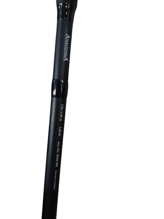 Zestaw wędek i kołowrotków w pokrowcu