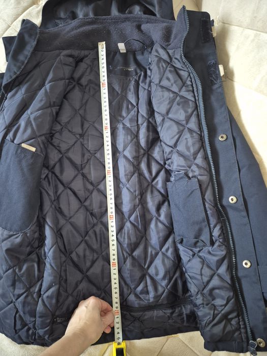 Продам куртку на хлопчика на зріст 140