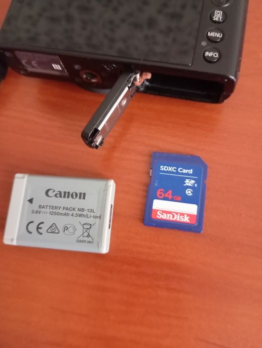 Продам цифровий фотоапарат Cenon G9x