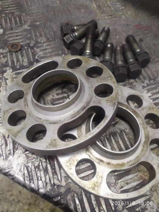 Dystanse kół 5x112