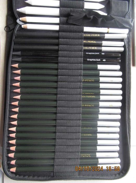 Kalour desenho conjunto 54 peças(lápis grafite,carvão)NOVO;ler anuncio