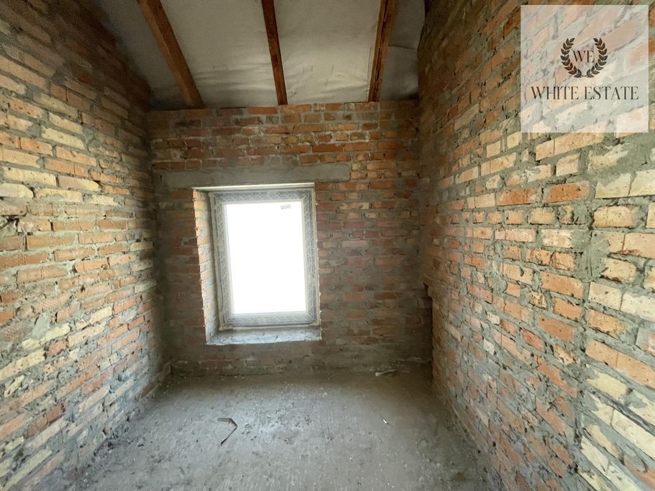 Продаж будинка с. Підгородне