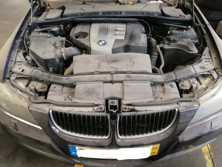 BMW série 3 (e91)2004/2005/2006/2007/2008/9/10/11 para venda às peças.