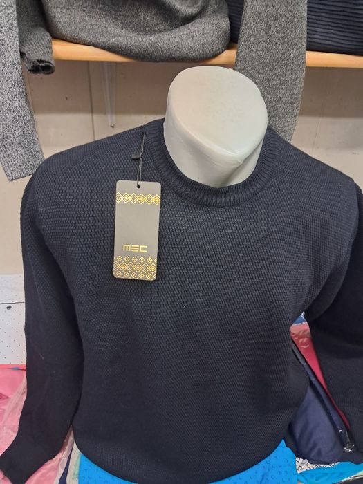 Sweter męski czarny M.